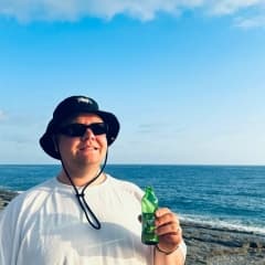 Юрий Гнатенко